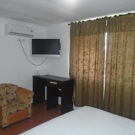 Residencial Mexico Hotell Panama City Exteriör bild