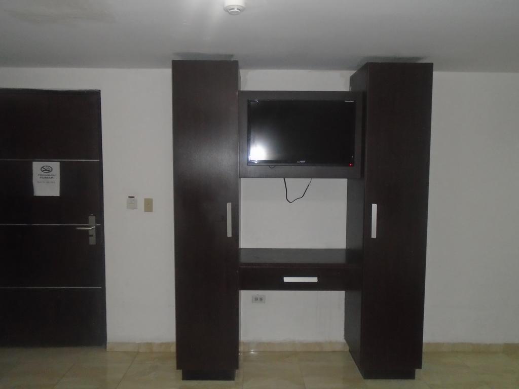 Residencial Mexico Hotell Panama City Exteriör bild