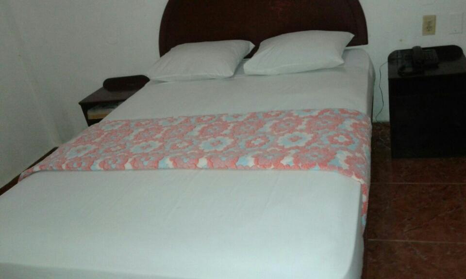 Residencial Mexico Hotell Panama City Exteriör bild